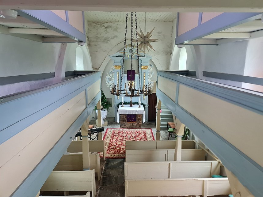 Ein neus Kreuz f&uuml;r Steigerthals Kirche