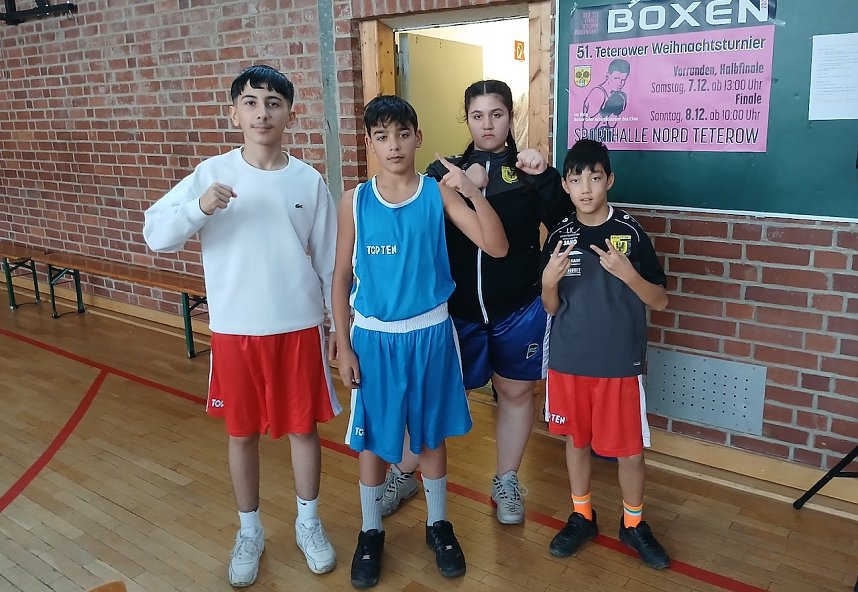 Starke Nordh&auml;user beim Weihnachts Boxen in Teterow