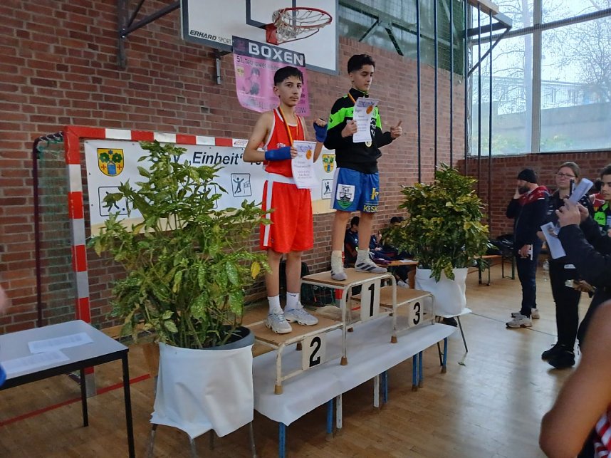 Starke Nordh&auml;user beim Weihnachts Boxen in Teterow