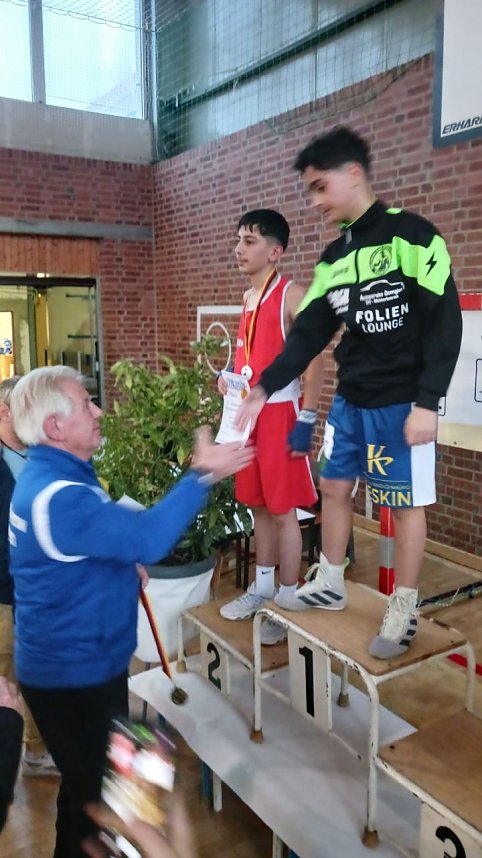 Starke Nordh&auml;user beim Weihnachts Boxen in Teterow