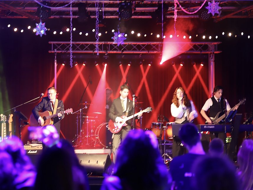 Party im Clubhaus mit "The North House"