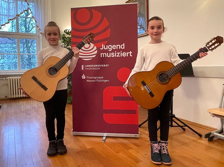 Nora Junker und Lea Gorges