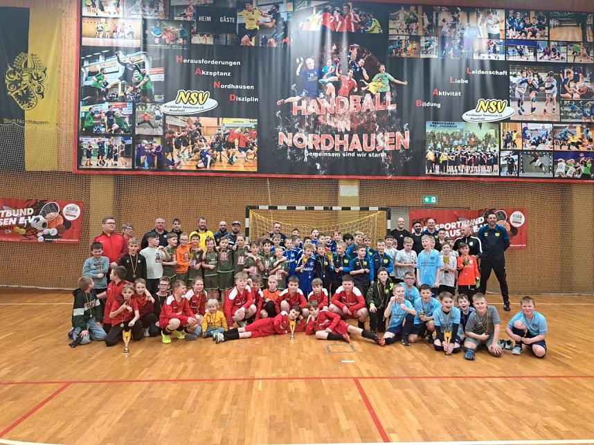 Budenzauber in der Ballspielhalle