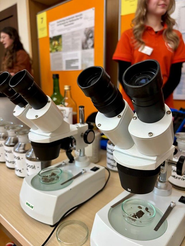 Junge Forscherinnen und Forscher pr&auml;sentieren ihre spannenden Projekte beim Regionalwettbewerb Jugend forscht Nordth&uuml;ringen an der Hochschule Nordhausen.