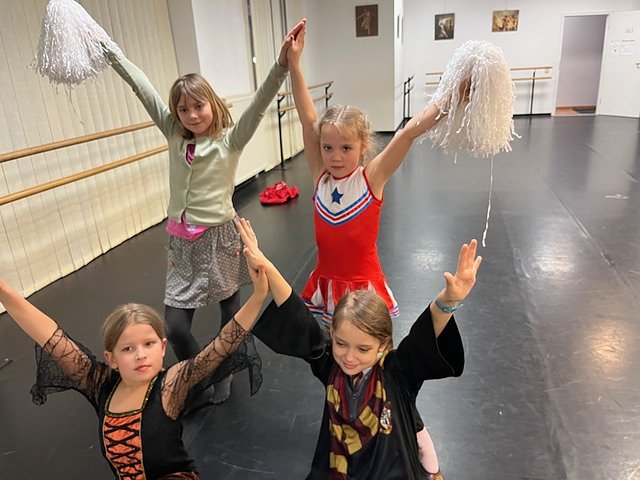 Fasching im Tanzstudio Radeva