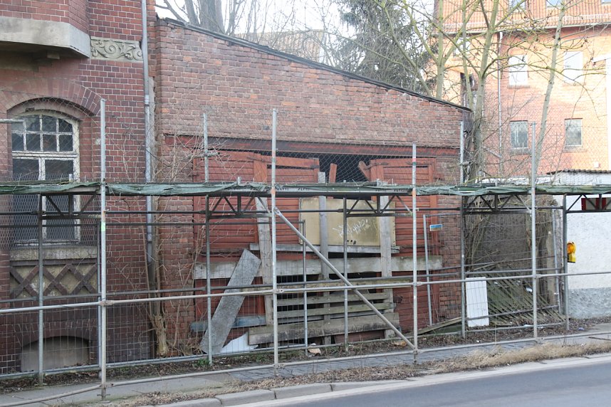 Bauf&auml;lliges Geb&auml;ude in der Kyffh&auml;userstra&szlig;e in Nordhausen