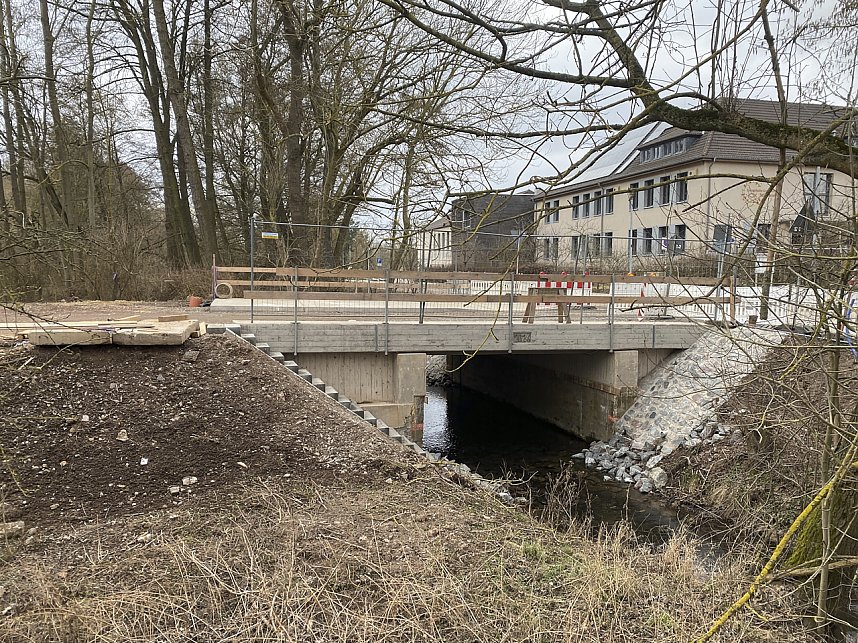 Neubau der Br&uuml;cke in Krimderode
