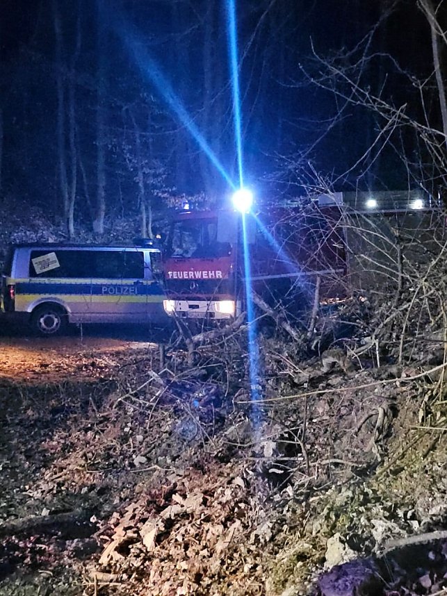 Feuerwehreinsatz unter erschwerten Bedingungen beim Kampfmittelr&auml;umdienst