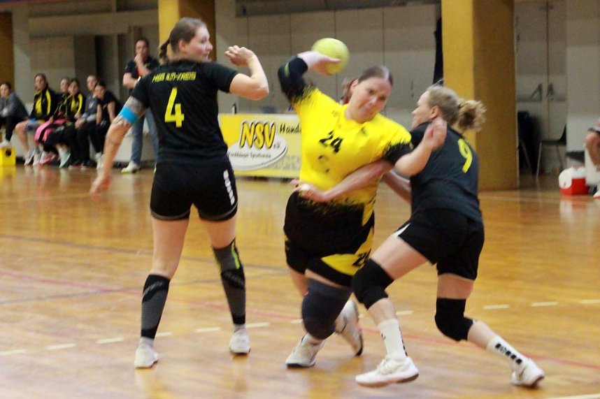 Die NSV Handball-Damen gegen den HSG Ilmkreis 