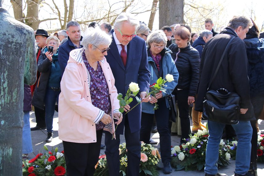 Gedenken zum 80. Jahrestag der Befreiung des KZ Mittelbau-Dora