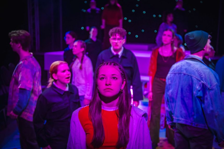 Zur Premiere ihres neuen St&uuml;cks "Horizont" laden die Nachuchsschauspieler des Jungen Theaters morgen in das Clubhaus