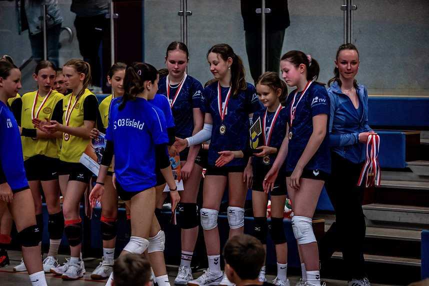 Erfolg im Volleyball-Krimi - die Humboldt-Sportlerinnen brachten es zu Bronze