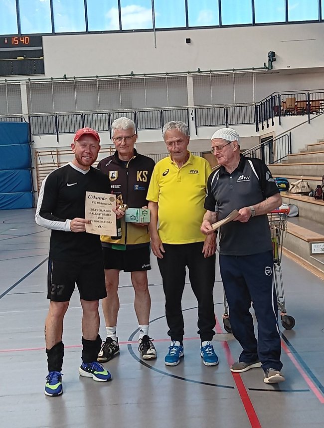28. Fr&uuml;hjahrshallenturnier der Volleyballer