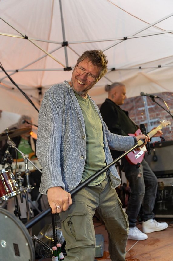 Die Kultband EMMA rockt den Innenhof der Tradi