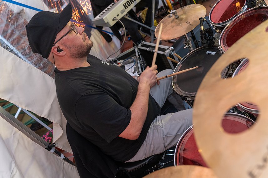 Die Kultband EMMA rockt den Innenhof der Tradi