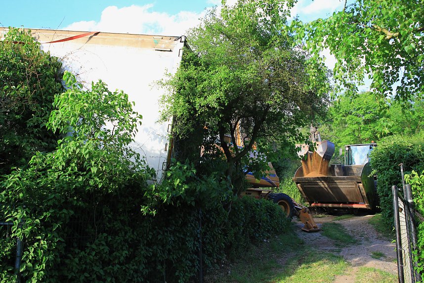 Lkw auf Abwegen im Kyffh&auml;userkreis