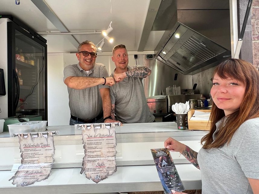 Ritterrast &uuml;ber den D&auml;chern von Neustadt 