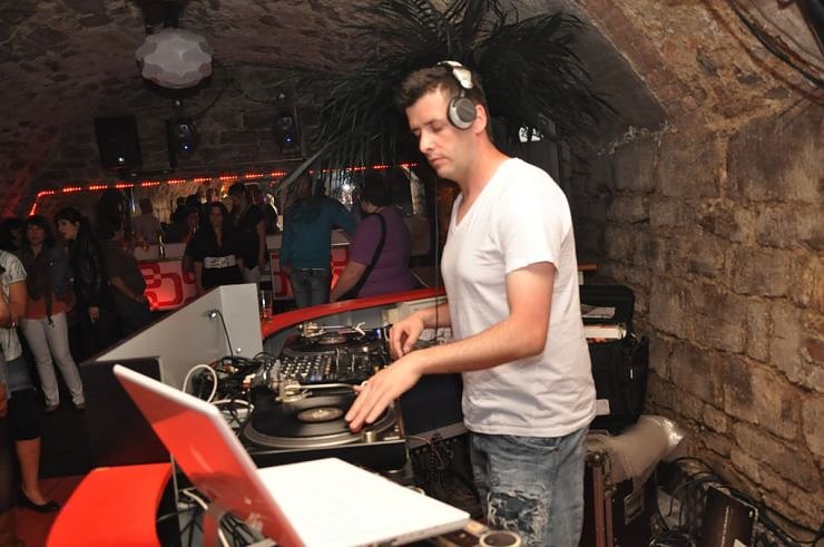 Pfingstparty im Grease