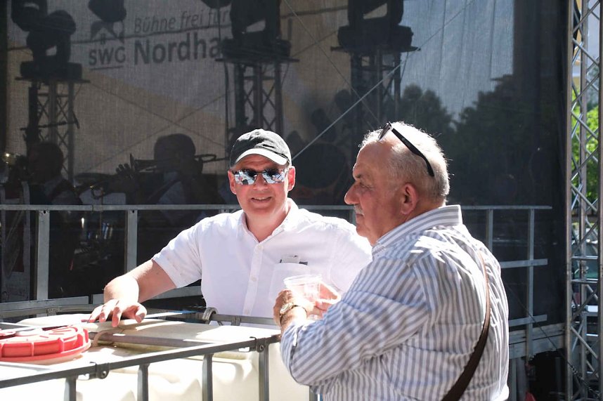 Peter Blei unterwegs auf dem Rolandsfest