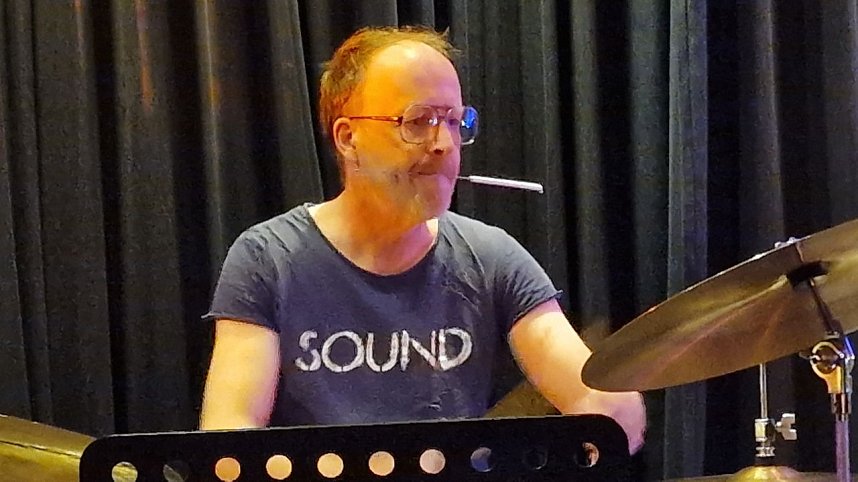 Christian Thom&eacute;, Drums