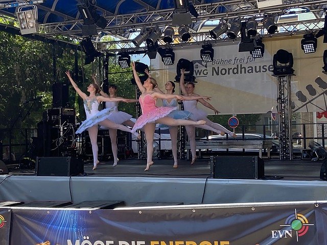 Der Auftritt des Tanzstudios Radeva auf dem 55. Rolandsfest