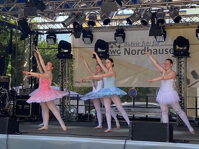 Der Auftritt des Tanzstudios Radeva auf dem 55. Rolandsfest