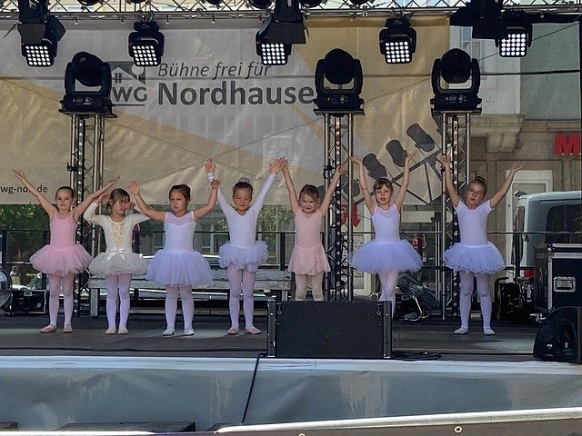 Der Auftritt des Tanzstudios Radeva auf dem 55. Rolandsfest