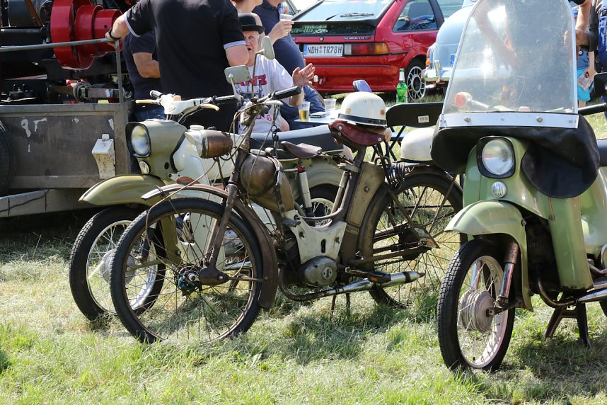 Oldtimertreff des MC Roland auf dem Scheunenhof
