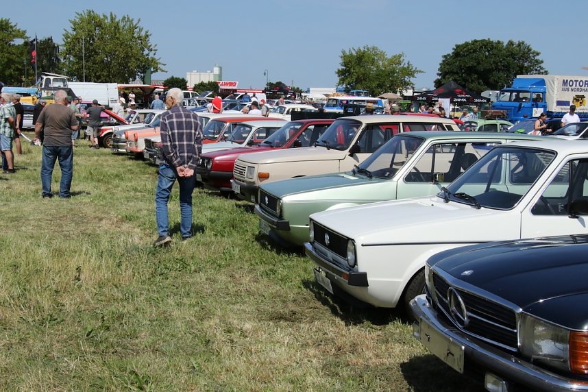 Oldtimertreff des MC Roland auf dem Scheunenhof