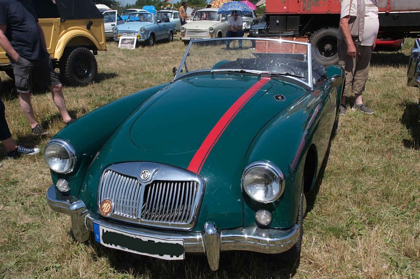 Peter Blei unterwegs beim Oldtimertreff am Scheunenhof