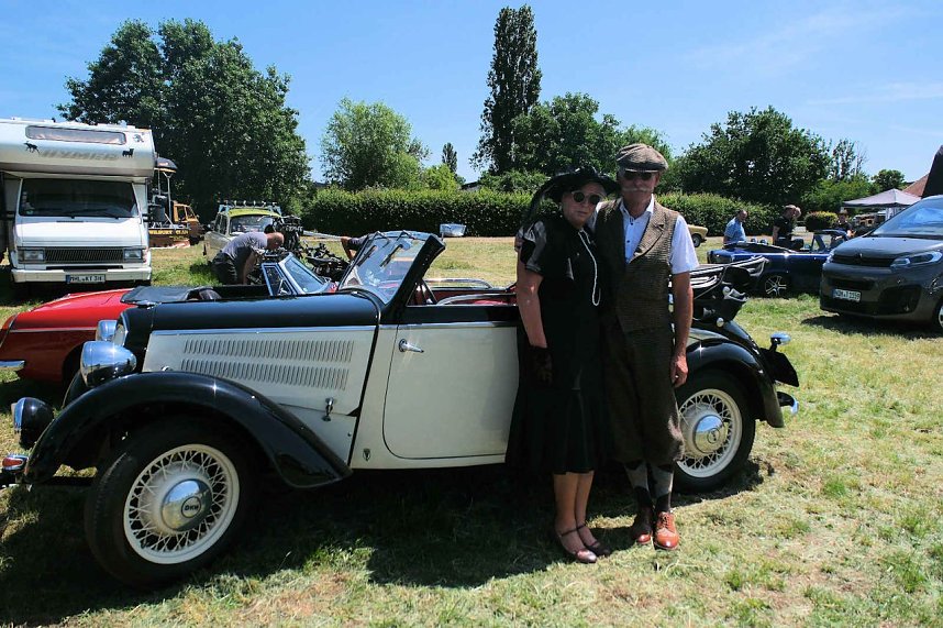 Peter Blei unterwegs beim Oldtimertreff am Scheunenhof