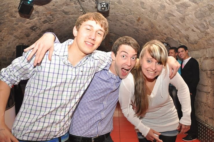 Minimaler Auftakt & Schabernack