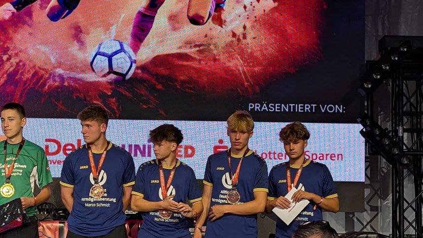 Die "Roadrunner" bei der Sparkassen Fairplay Soccer Tour 2025