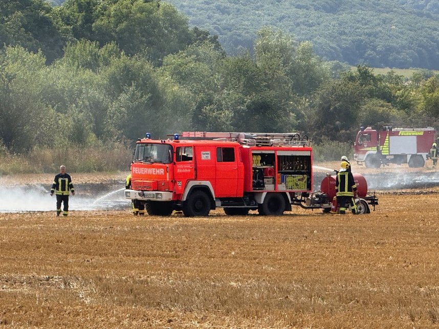 Feldbrand zwischen Klein- und Gro&szlig;furra