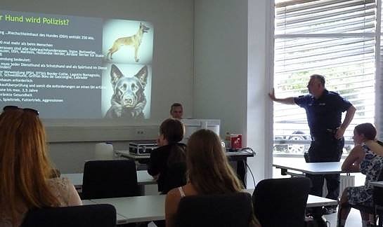 Der Blaulichttag auf dem Platz der Gewerkschaften