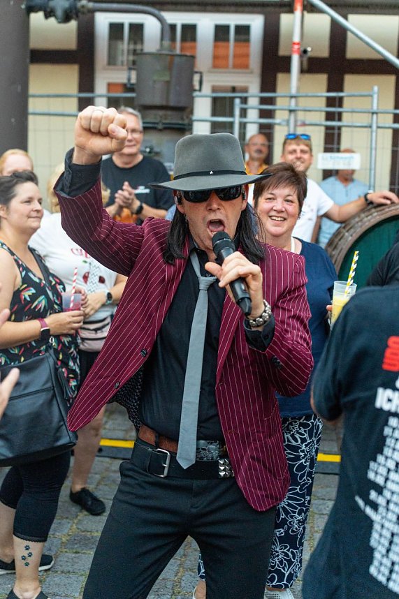 Coverband UDOpie begeistert in der Traditionsbrennerei