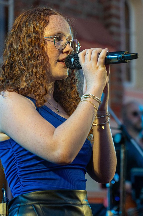 Coverband UDOpie begeistert in der Traditionsbrennerei