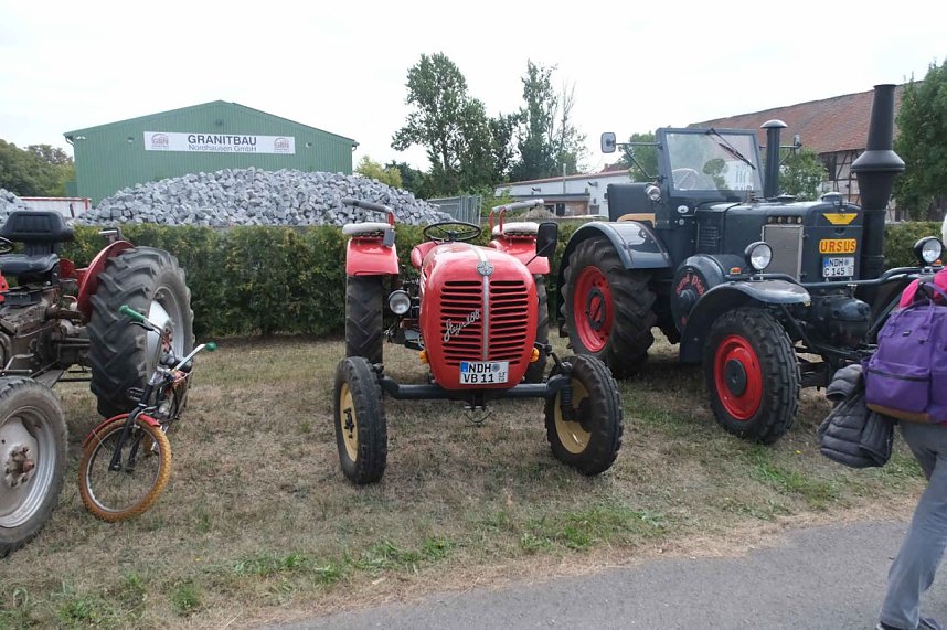 Scheinenhof-Fest mit Hobby Horsing