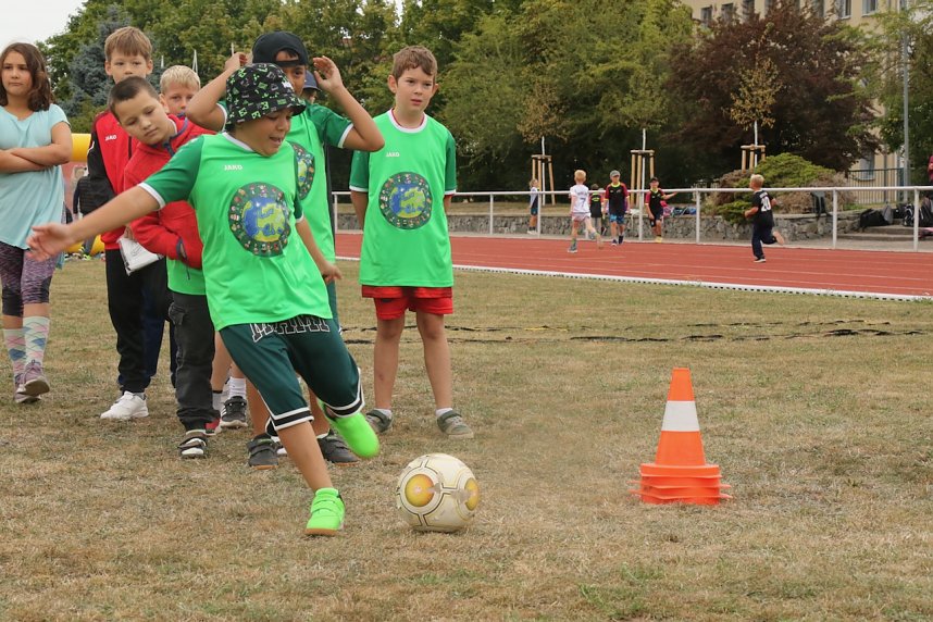 Grundschulsporttag auf dem Hohekreuz-Sportplatz