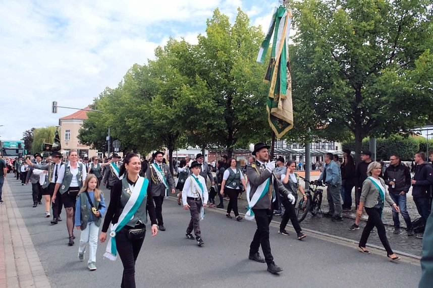 Peter Blei unterwegs beim Ellricher Sch&uuml;tzenfest