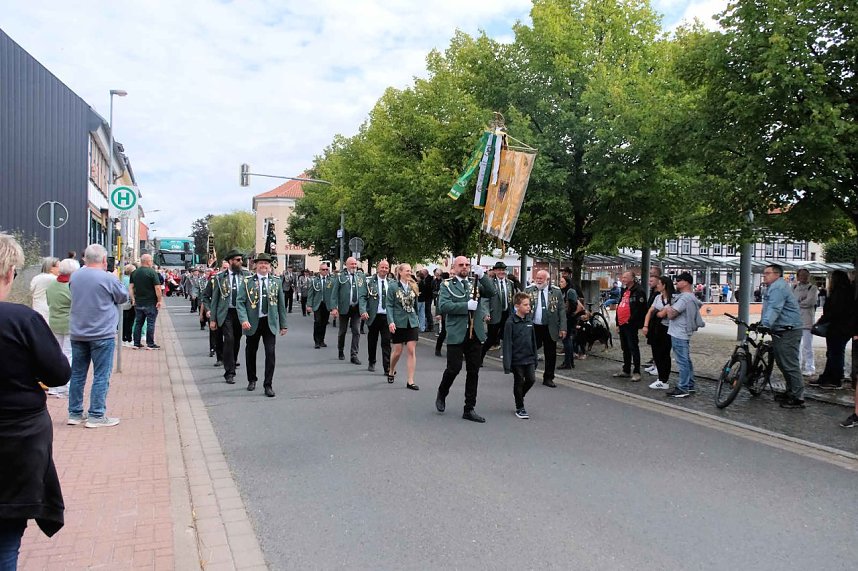 Peter Blei unterwegs beim Ellricher Sch&uuml;tzenfest