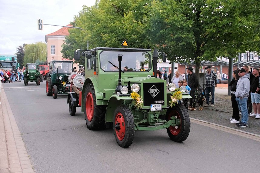 Peter Blei unterwegs beim Ellricher Sch&uuml;tzenfest
