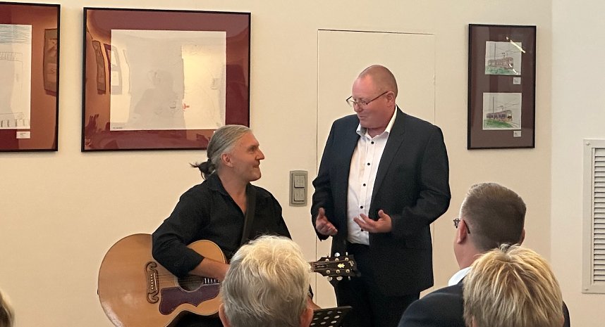 Bilderausstellung zum 125. Stra&szlig;enbahn-Jubil&auml;um in der Kreissparkasse Nordhausen 