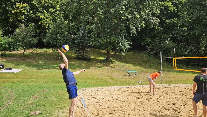 Sommerliches Volleyballturnier