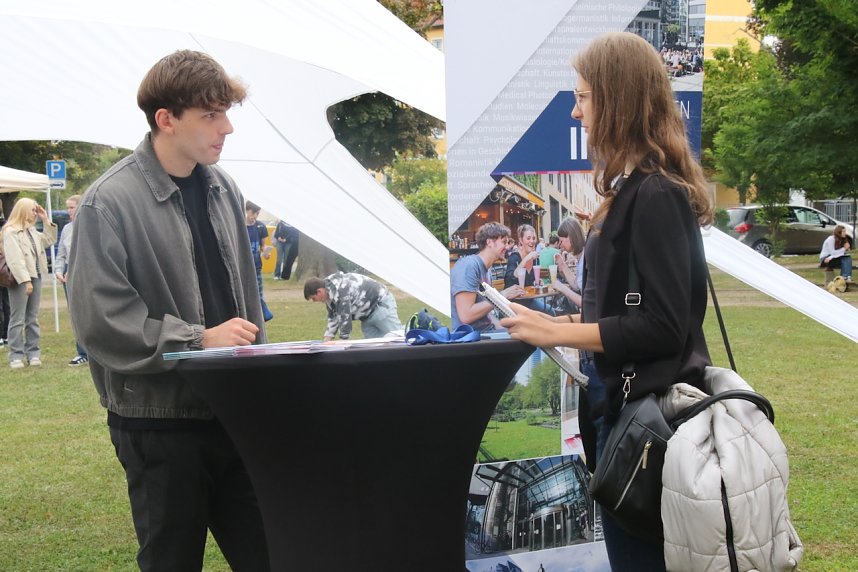 Volles Haus zur Berufsmesse "BAM" im Bleicher&ouml;der Kulturhaus