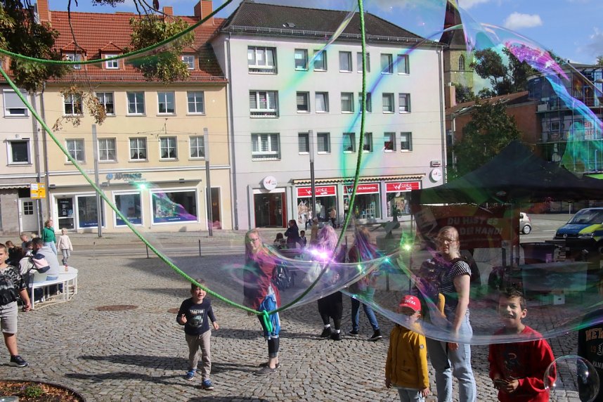 Nordhausen zusammen feiert auf dem Rathausplatz