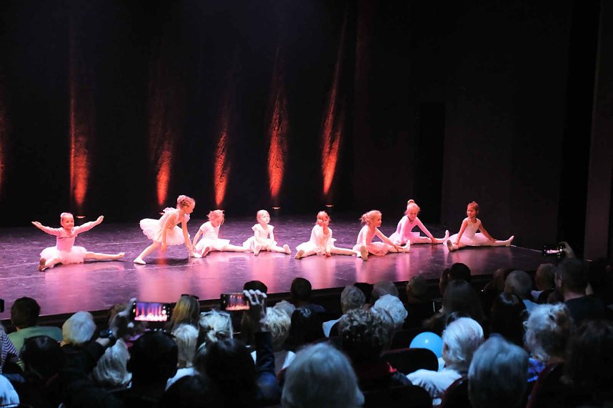 Peter Blei unterwegs beim Theaterfest