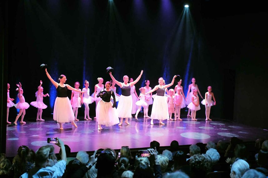 Peter Blei unterwegs beim Theaterfest