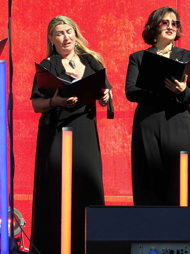 Peter Blei unterwegs beim Theaterfest