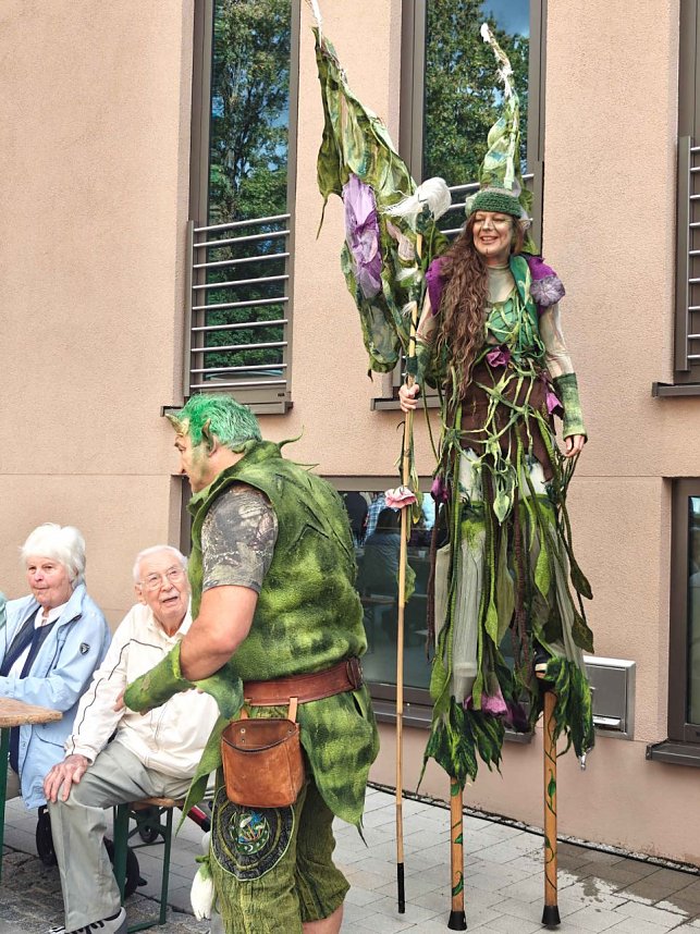 Peter Blei unterwegs beim Theaterfest